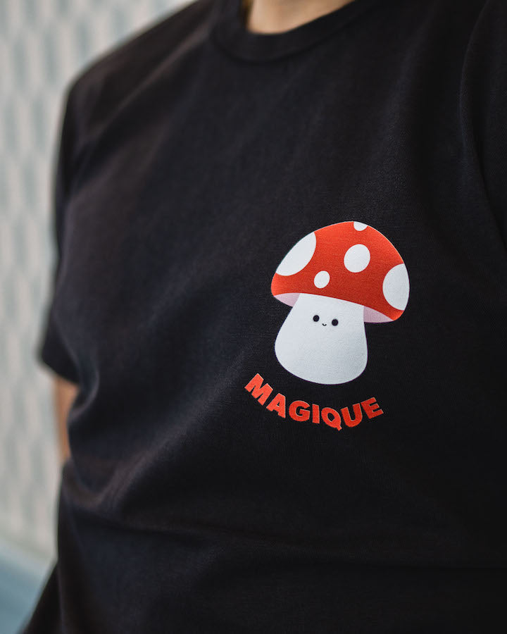 Magique T-Shirt in Black Rock