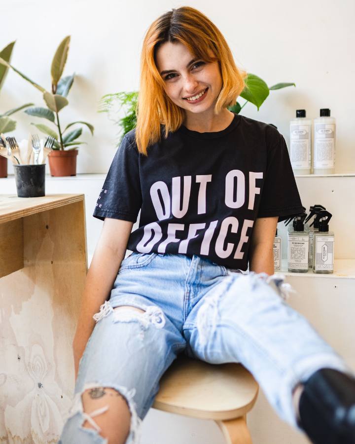 Out of Office T-Shirt in Black Rock